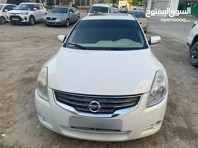 Nissan Altima 2012