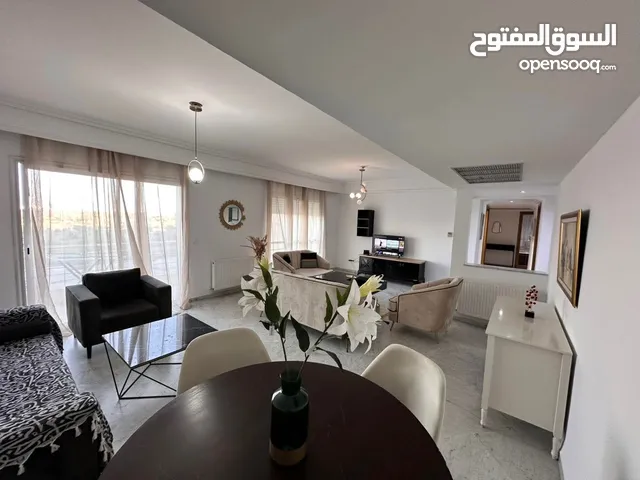 الاك 2 شقه فندقية vip صالون و 3 غرف للايجار بالليله