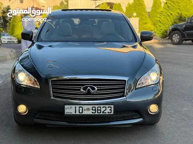 سيارة إنفينيتي Q70 2014 للبيع