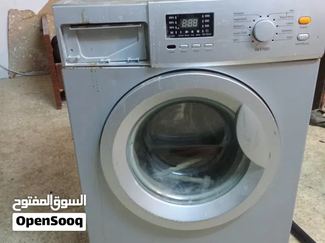 غسالة فل اتوماتيك لون سلفر بحاجه الى صيانة .