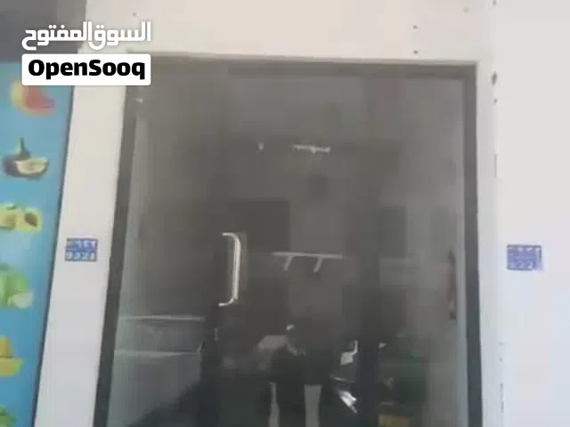 للايجار محل تجاري بموقع ممتاز في الخوض السادسة مقابل جامعة السلطان قابوس