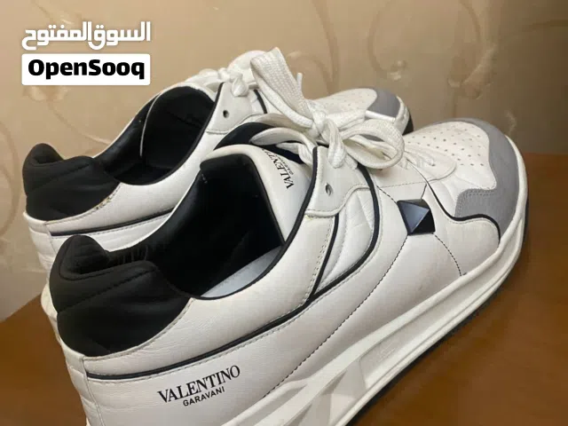 valentino shoes original أحذية والنتينو