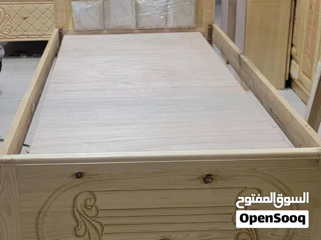 سرير خشب سويدي