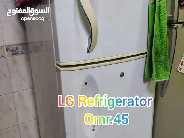 LG refrigerator in good condition