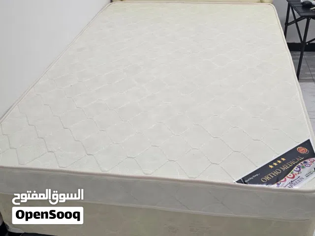urgent sale bed with matres 190×120 size