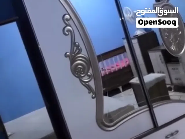 غرفه نوم بدون سرير