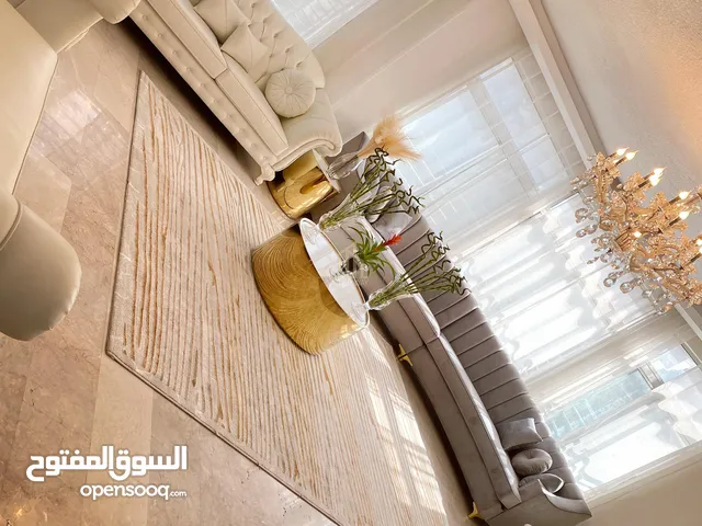 220 m2 3 Bedrooms Apartments for Sale in Amman Al Rabiah