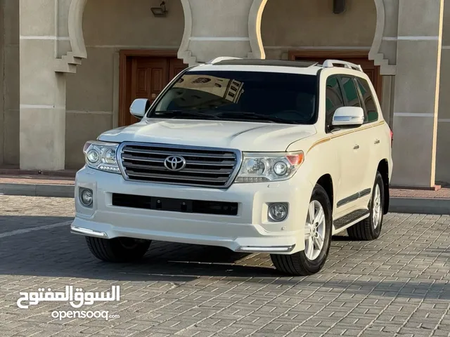 تويوتا لاند كروزر VXR 8سلندر 5.7 لتر خليجي مالك اول ثنين مفتاح ممتاز جاهز لتسجيل
