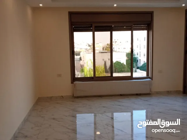 شقة للبيع في البنيات / الرقم المرجعي : 13280