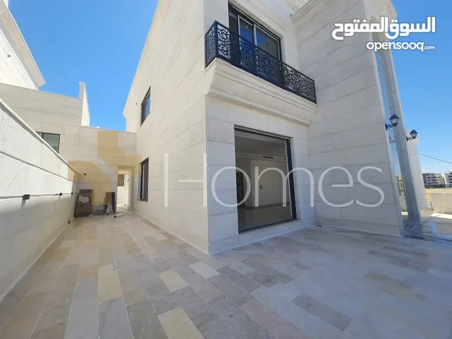 370 m2 4 Bedrooms Villa for Sale in Amman Rajm Amesh