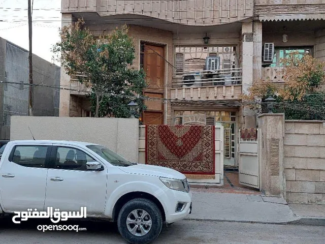 290 m2 4 Bedrooms Townhouse for Sale in Baghdad Saidiya