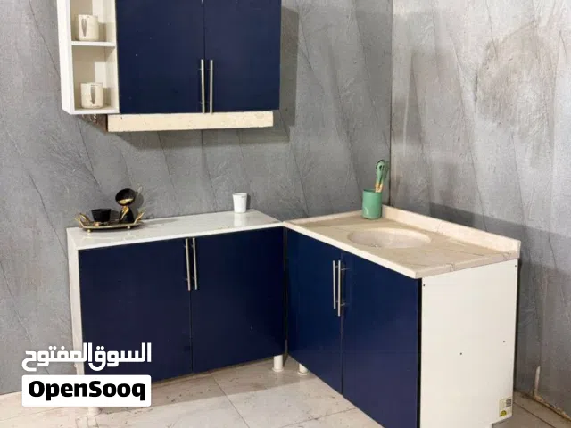 كاونتر خشب mdf قياس متر  وسنك متر  ملحق متر  هيكل Mdf.   ا