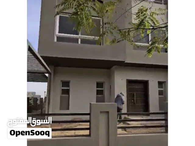 396 m2 5 Bedrooms Villa for Sale in Giza Sheikh Zayed