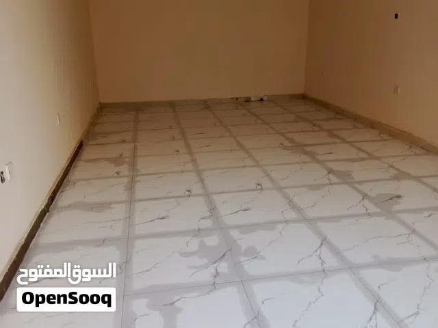 محل للأجار السنوي يصلح جميع المشاريع عجمان الرقايب