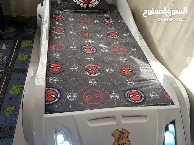 سرير اطفال بدون مقابل  ( سيارة مع اضاءة وصوت )