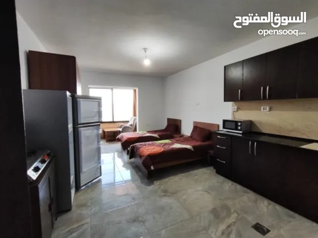 استديو مفروش للإيجار – شارع القدس  قرب مطعم توستي