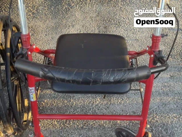 كرسي متحرك طبي