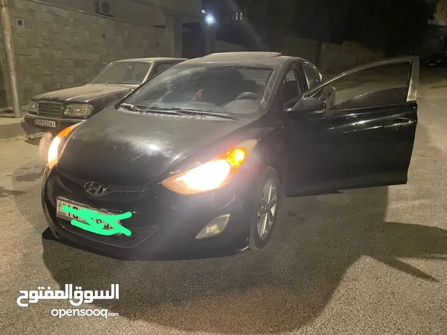 Used Hyundai Avante in Amman