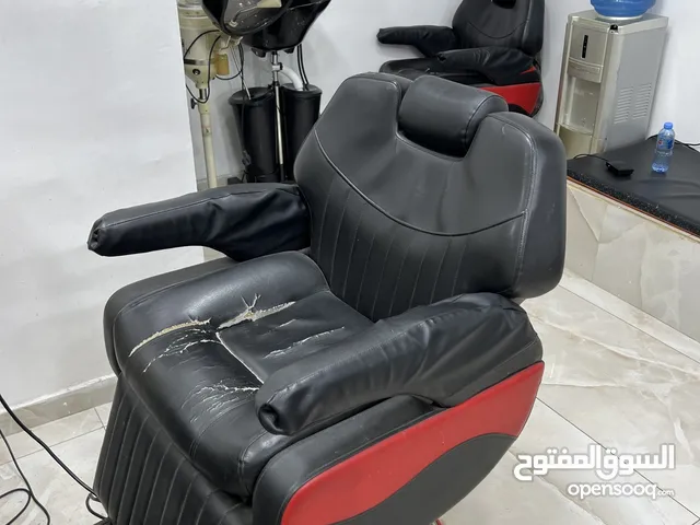 كراسي حلاقة عدد 2 للبيع
