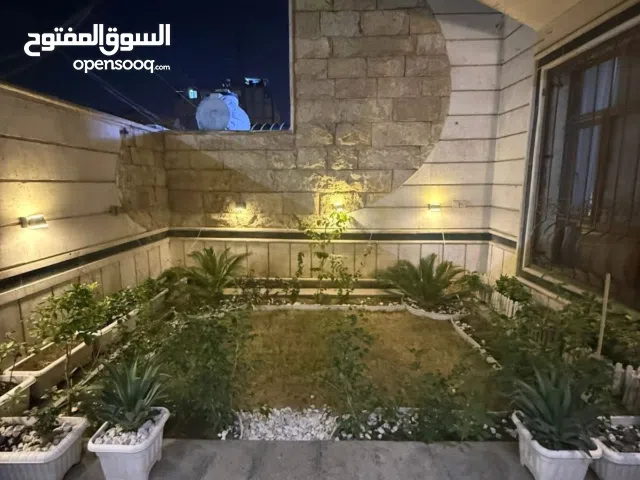 دار للبيع في عرصات الهنديه خلف فندق بلوم