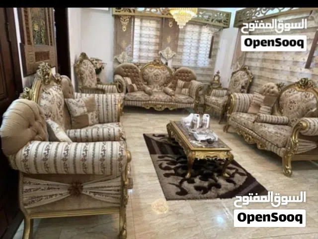 طقم كنب غرفة ضيوف للبيع