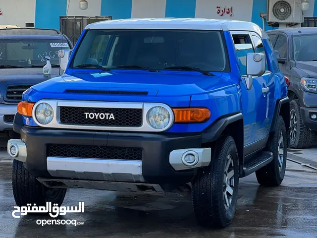 Used Toyota FJ in Benghazi