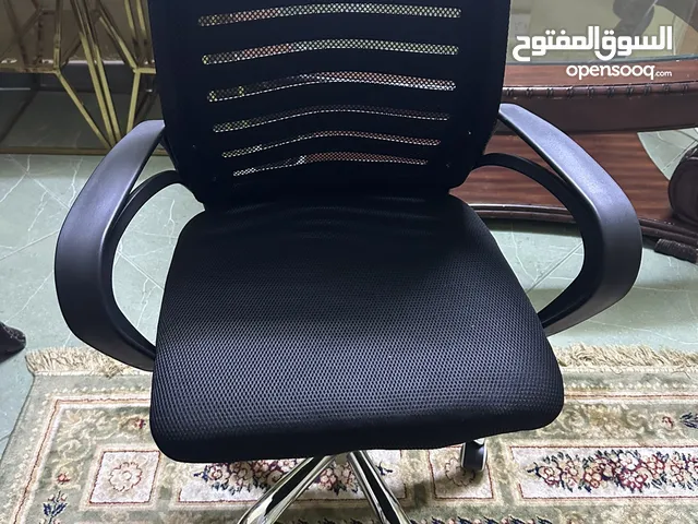 كرسي مكتب جديد لم يُستعمل