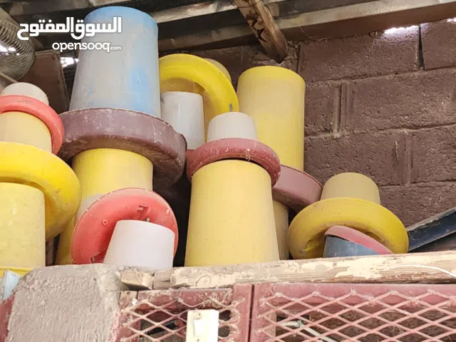 وكالات وشرابات دجاج مستعملات وحالتهن سليمة