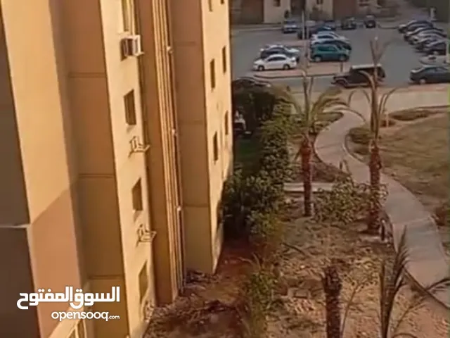 165 m2 3 Bedrooms Apartments for Sale in Giza 6th of October