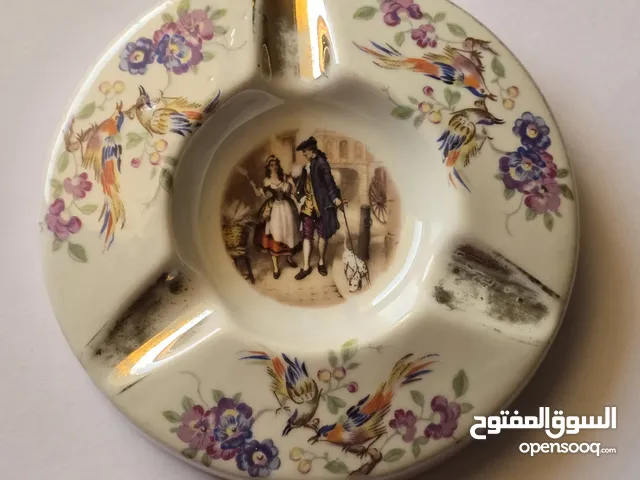 قطعة فنية اصيلة من فرنسا ماركة ليموجي
