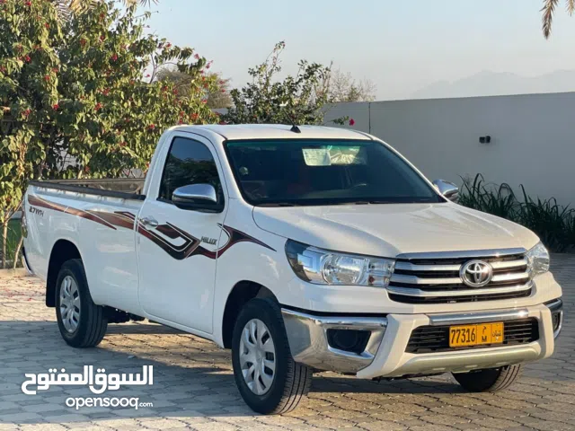 تويوتا هايلكس 2021