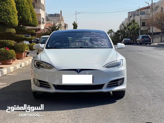 تيسلا مودل S D75 2018