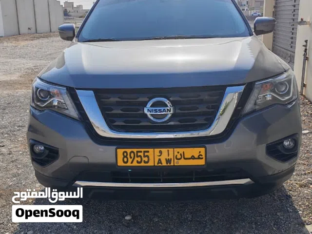 Used Nissan Pathfinder in Muscat
