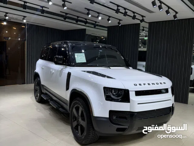 لاند روفر ديفندر V8