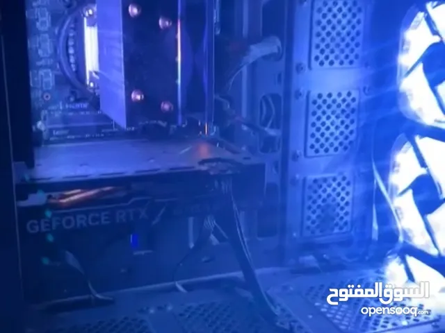 للبيع بي سي قوي