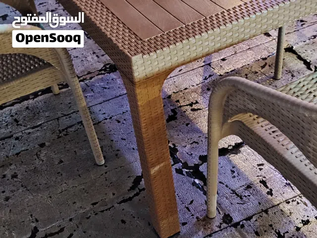 بيع ميز و3 كراسي