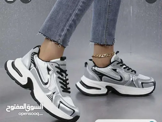 Grey Sport Shoes in Zarqa