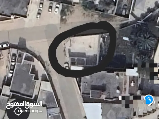 أرض تجارية للبيع - السبعة قرب سيمافرو - تصلح هنقر استثمار أو تخزين - واجهتين - موقع ممتاز - شارع 12م