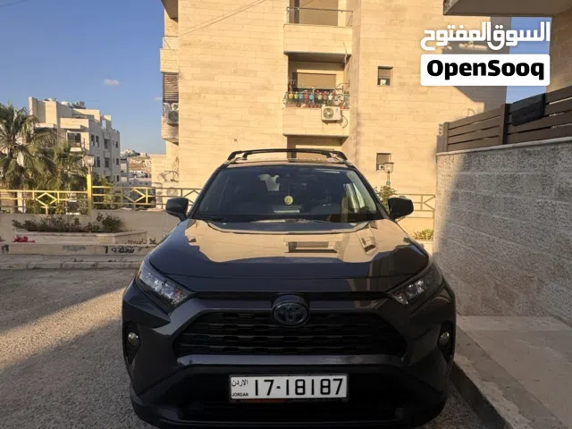 2019 تويوتا راف فور LE