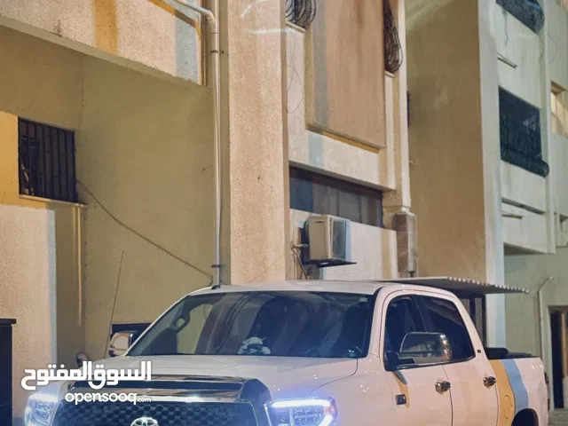 Used Toyota Tundra in Benghazi