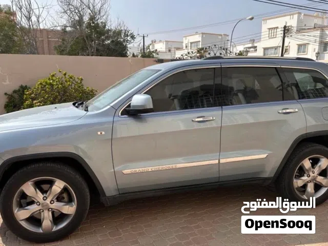 2013 جيب جراند شيروكى Limited