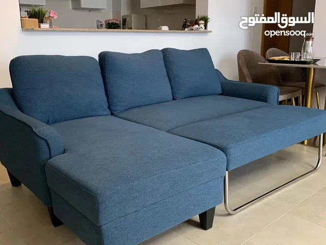 Sofa + table