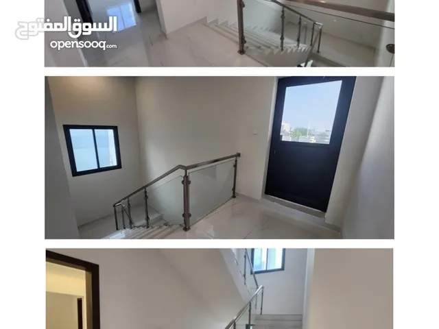 300 m2 5 Bedrooms Villa for Sale in Muharraq Busaiteen