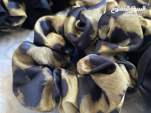 قراصات شعر بالجمله الدرزن 4،750
