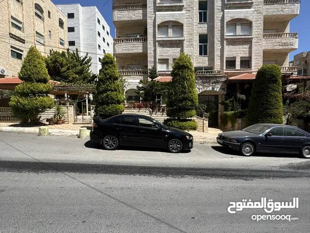 شقة مفروشة للايجار ارضية شيه فيلا في المدينة الرياضية