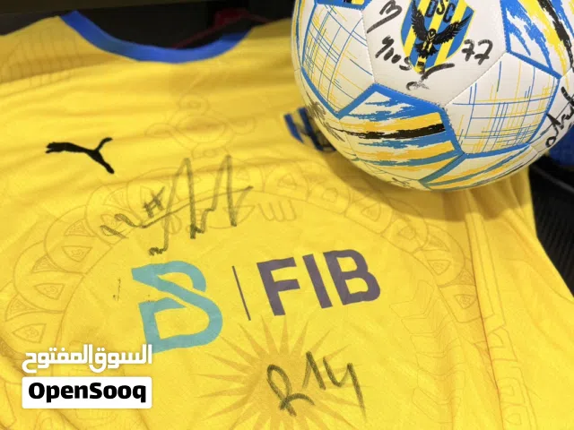 Official Duhok SC Ball & Jersey With Multiple Player Autographs