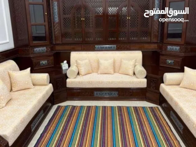 تفصيل مجالس خشب زان درجه اولي جميع المقاسات سعر المتر 55 ريال