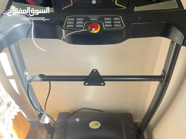 جهاز مشي شبه جديد للبيع