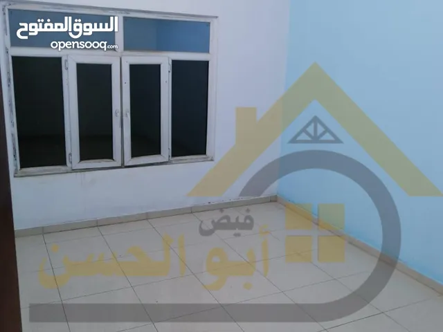 100 m2 2 Bedrooms Townhouse for Rent in Basra Other