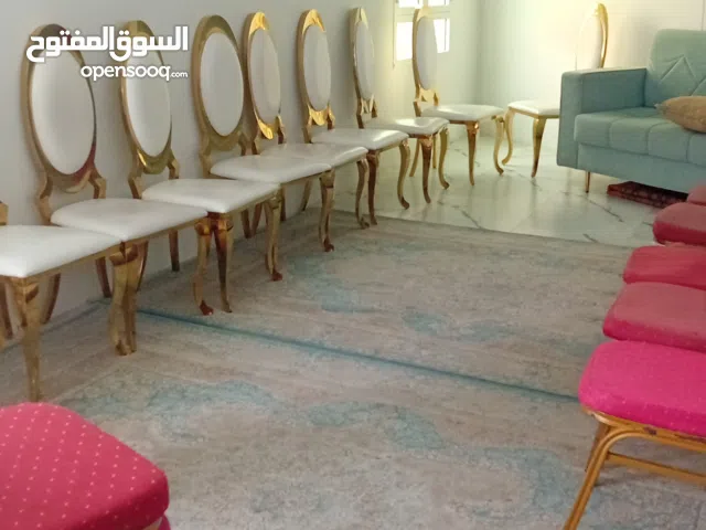 Chairs and tables rental in Muscat تأجير الكراسي والطاولات في مسقط